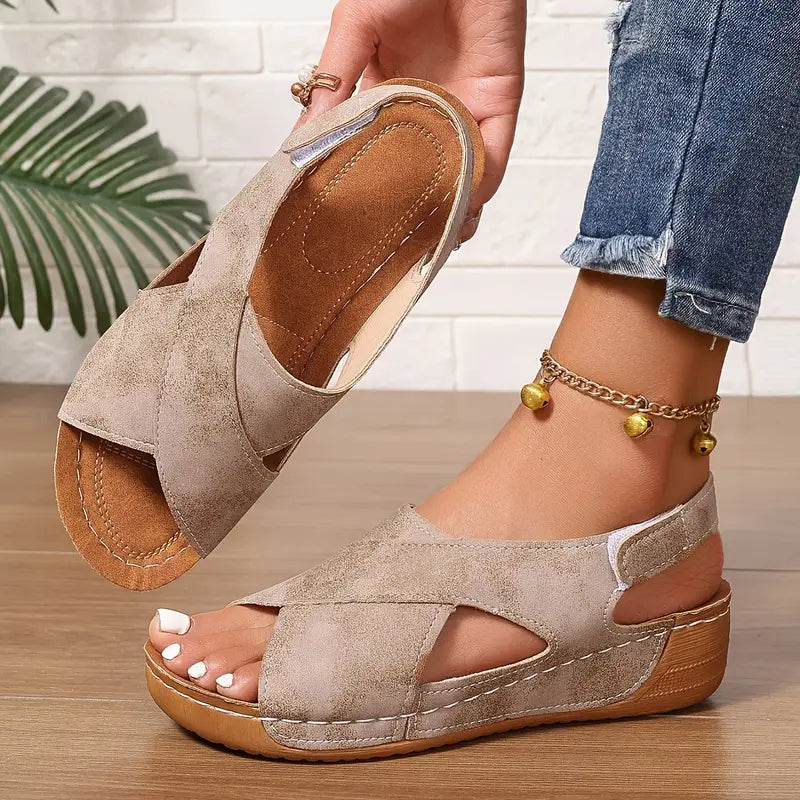 Sandale vintage noi Sandale cu pană pline