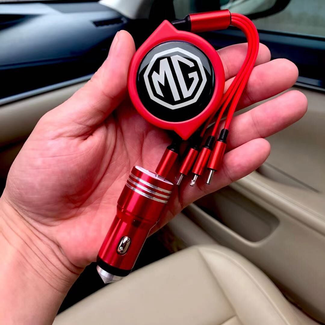 Cablu de date auto retractabil 3 în 1 + încărcător auto gratuit