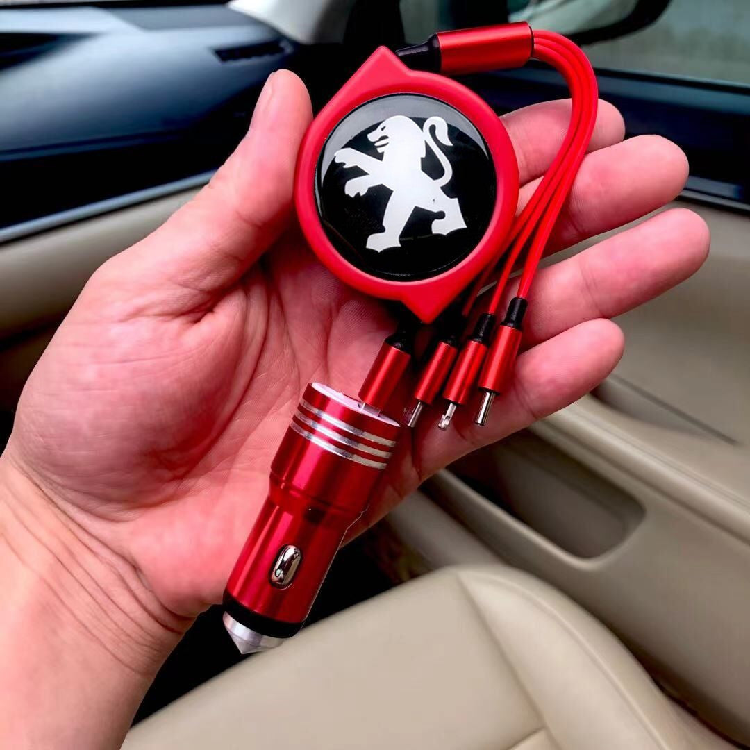 Cablu de date auto retractabil 3 în 1 + încărcător auto gratuit