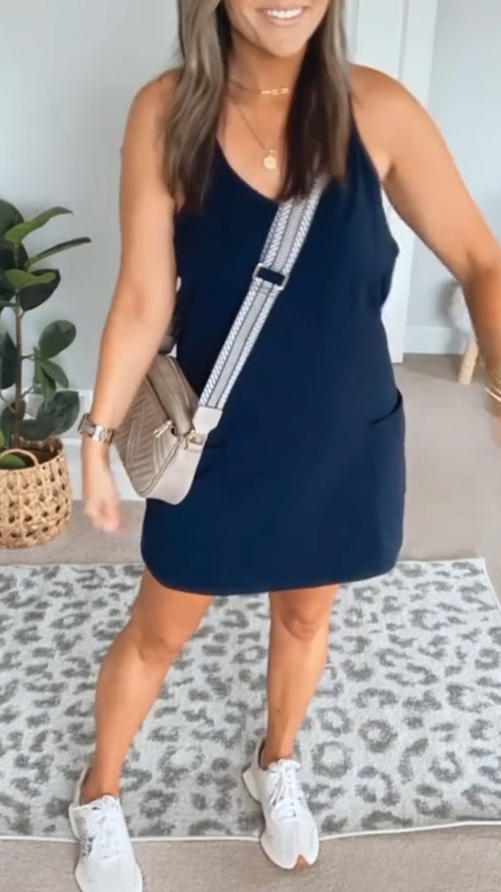 Rochie casual de damă cu decolteu în U și culoare uni cu decupaje
