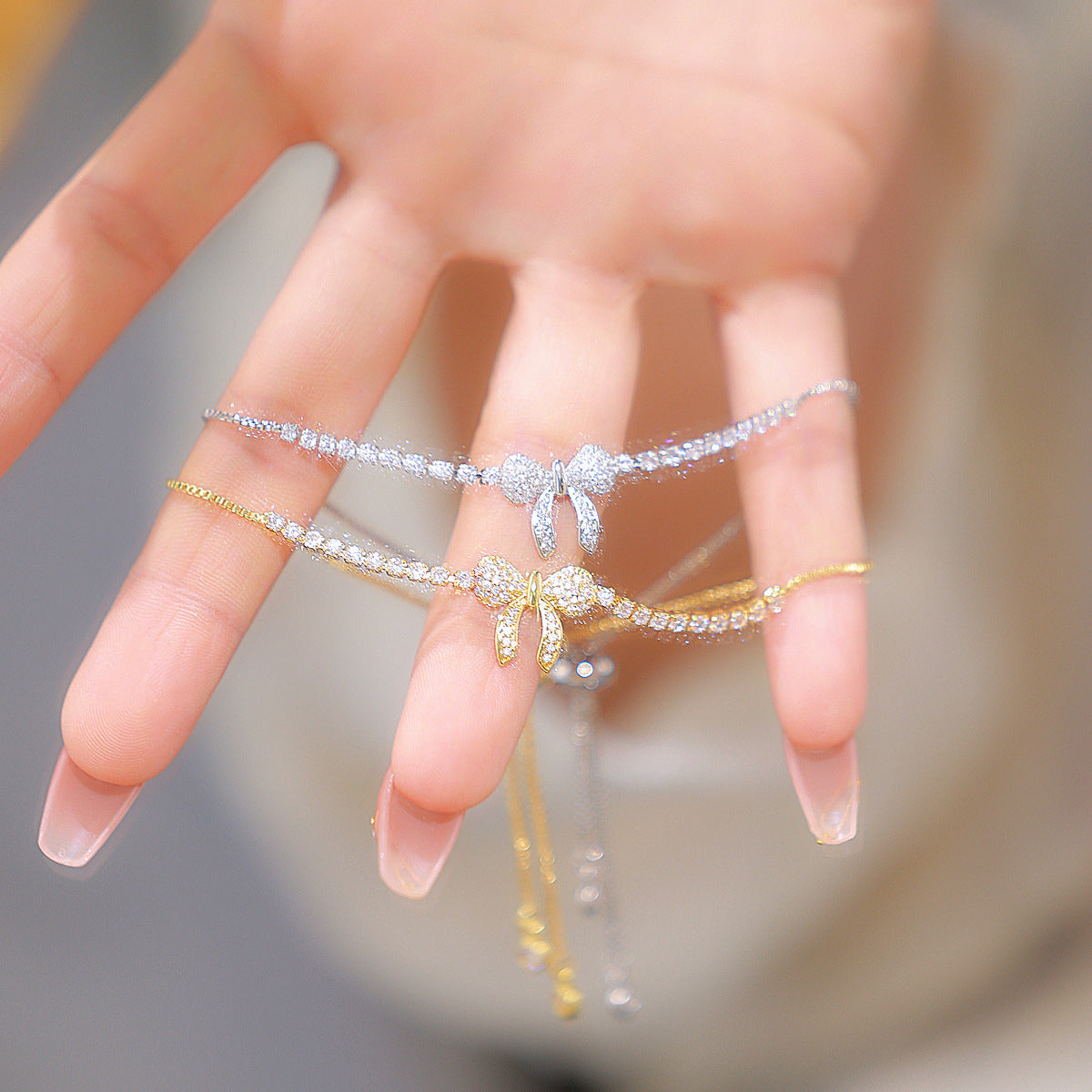 💎Ceas de damă cu brățară de cristal⌚