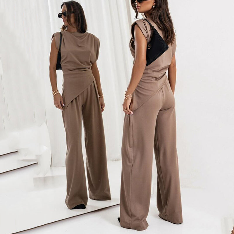 Set elegant din două piese de damă într-o culoare uni