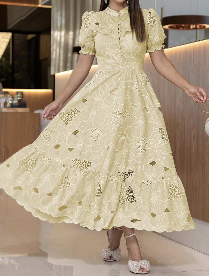 Rochie elegantă cu model floral scobit în interior