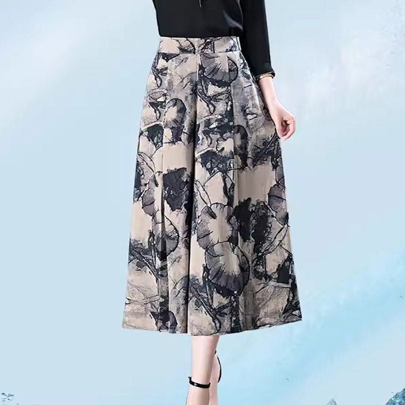 Pantaloni eleganti de dama din sifon cu picioare late