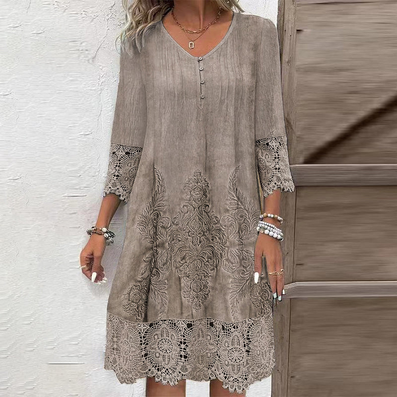 Rochie de dama eleganta din dantela cu jumatate de maneci si decolteu ascutit