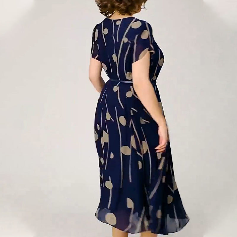✨Rochie la modă cu buline mari, mărime plus