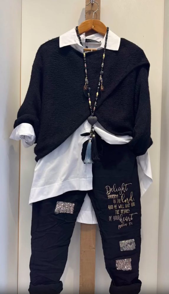 Damski, codzienny garnitur, koszula, sweter i spodnie