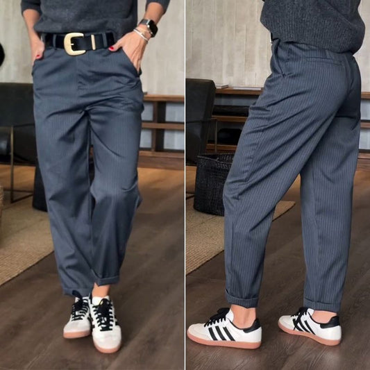Pantaloni modelați în dungi - Ediție limitată