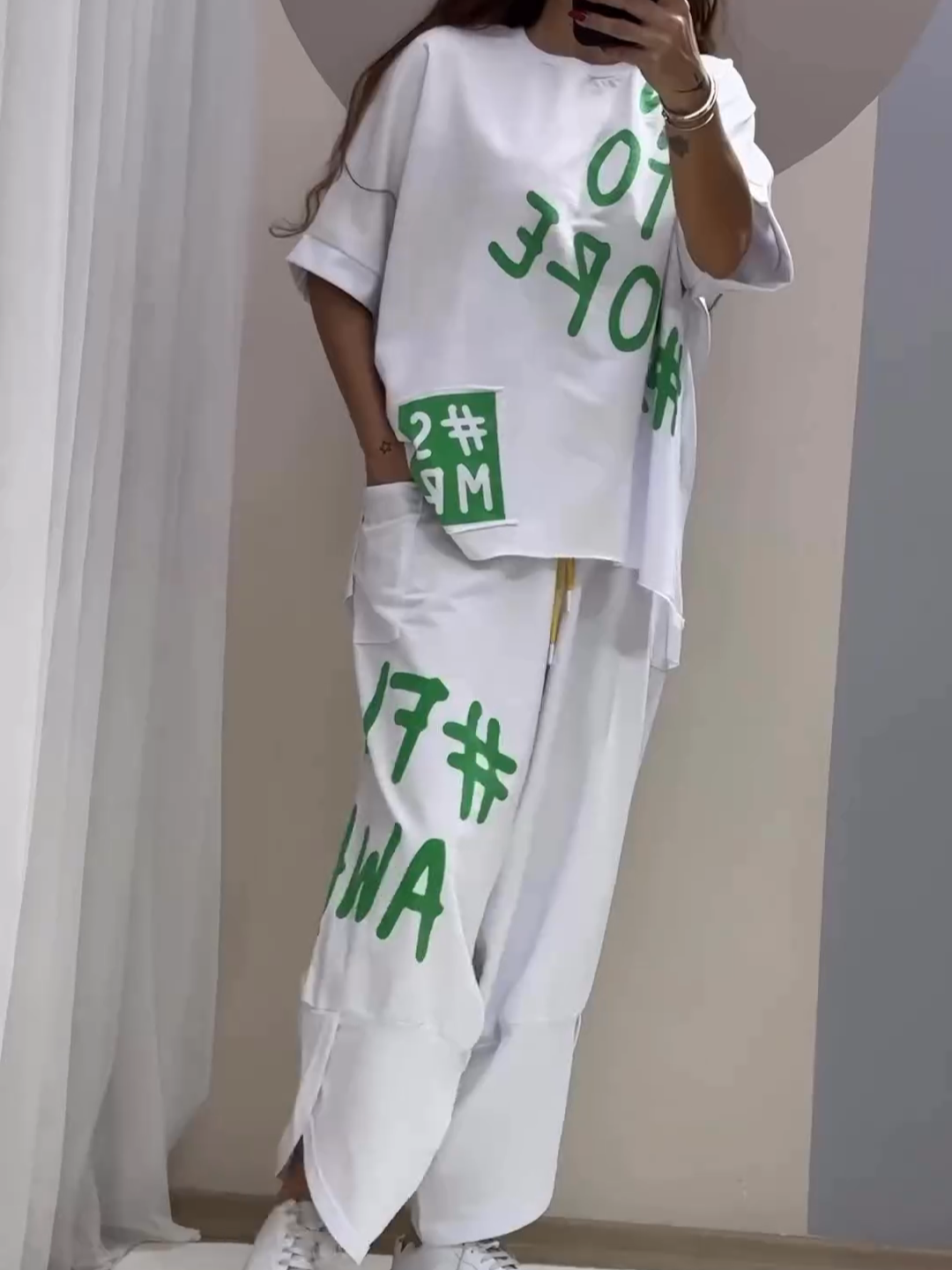 Costum casual din două piese imprimat, cu decolteu rotund