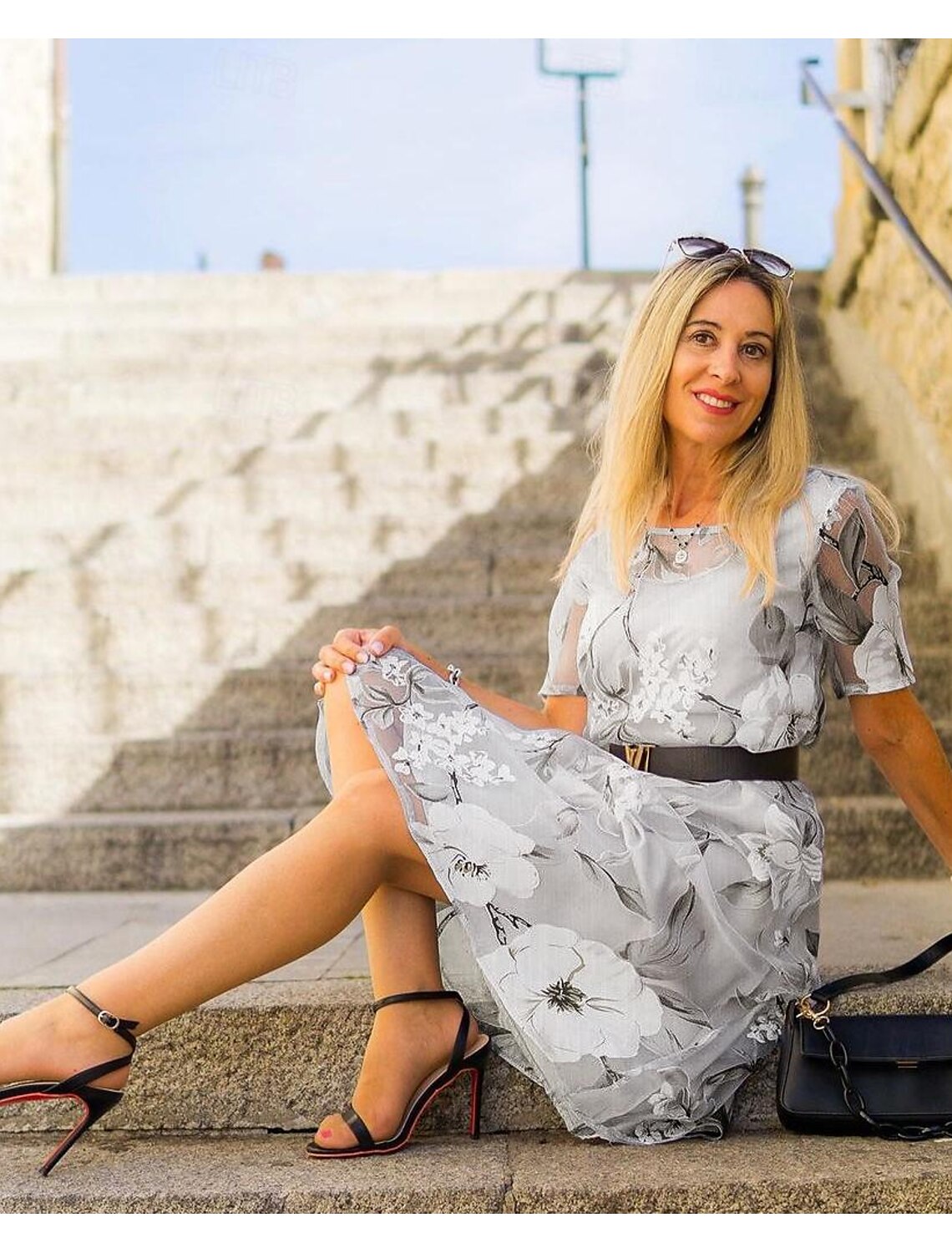 Rochie midi din plasă cu decolteu rotund cu imprimeu floral