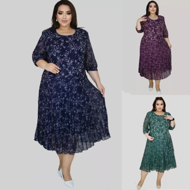 Długa sukienka z nadrukiem i okrągłym dekoltem i rękawami 3/4