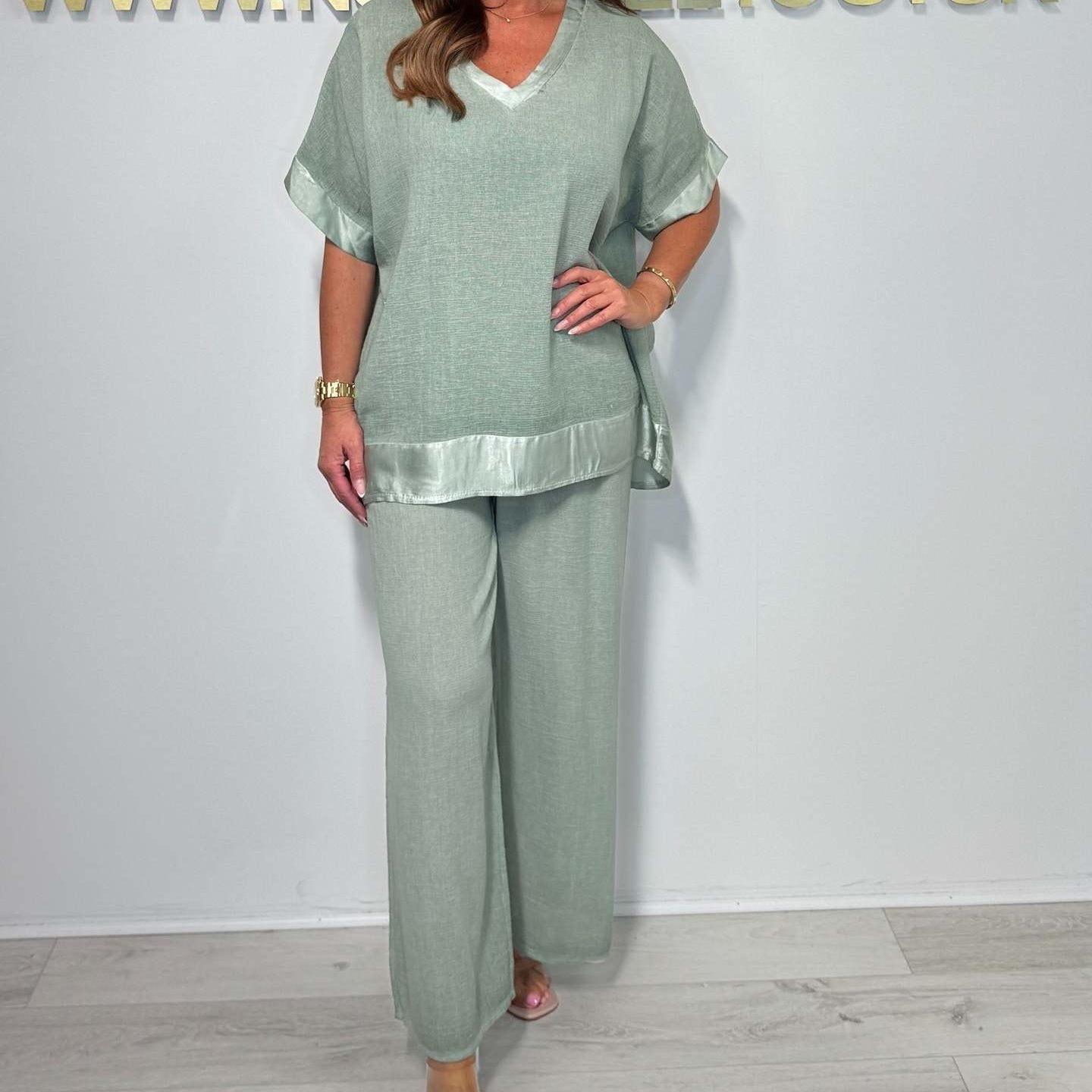 🌷💗Swobodny dwuczęściowy zestaw z dekoltem w kształcie litery V