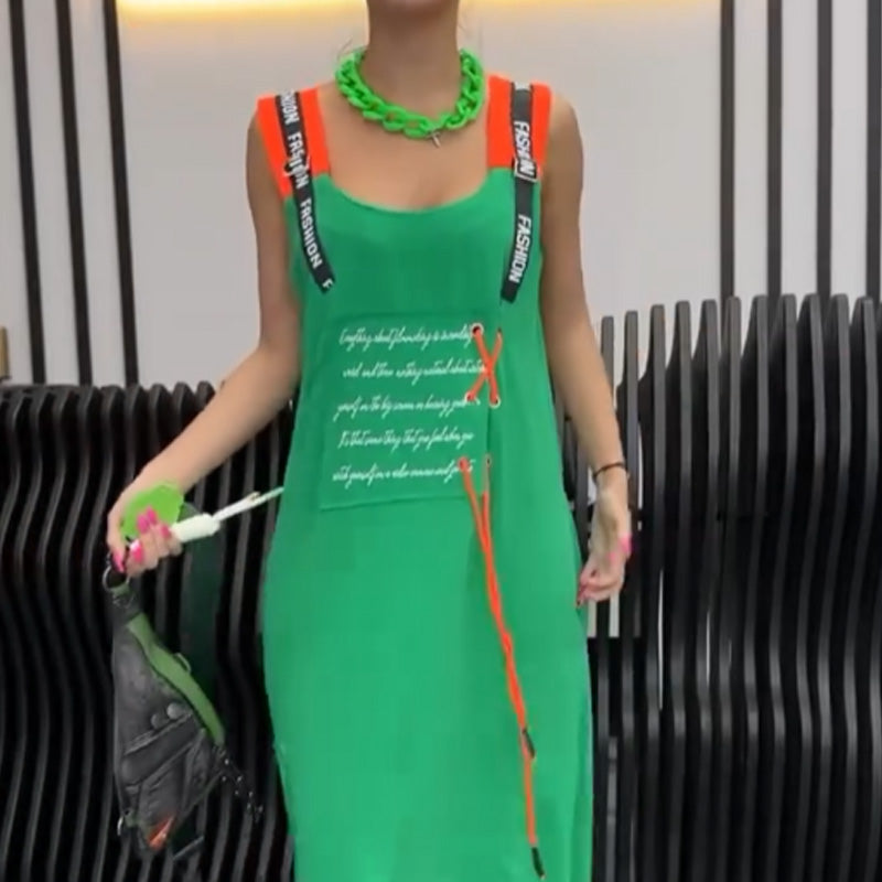 Damska sukienka bez rękawów z nadrukiem na co dzień