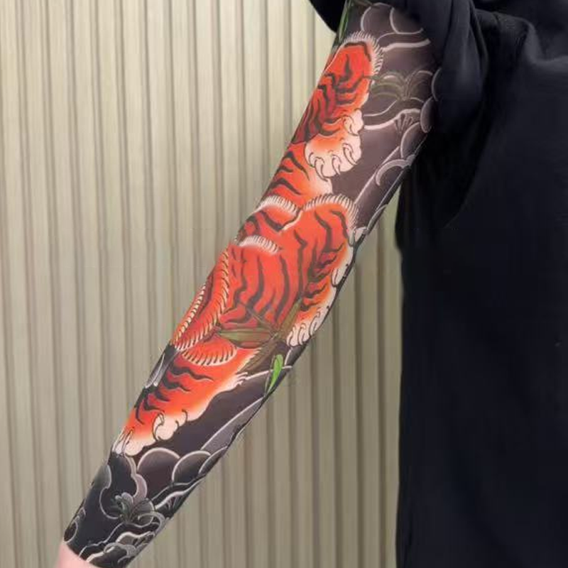 🔥Nouă tendință ❤️‍🔥 Mâneci de soare ultra-subțiri cu model de tatuaje