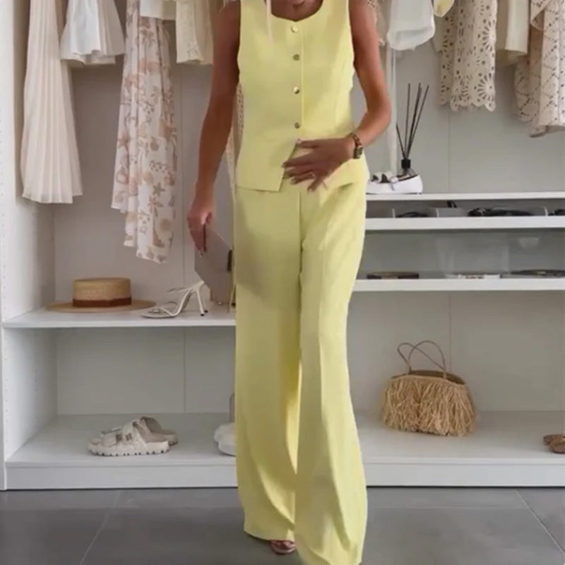 Top fără mâneci și pantaloni lungi pentru femei