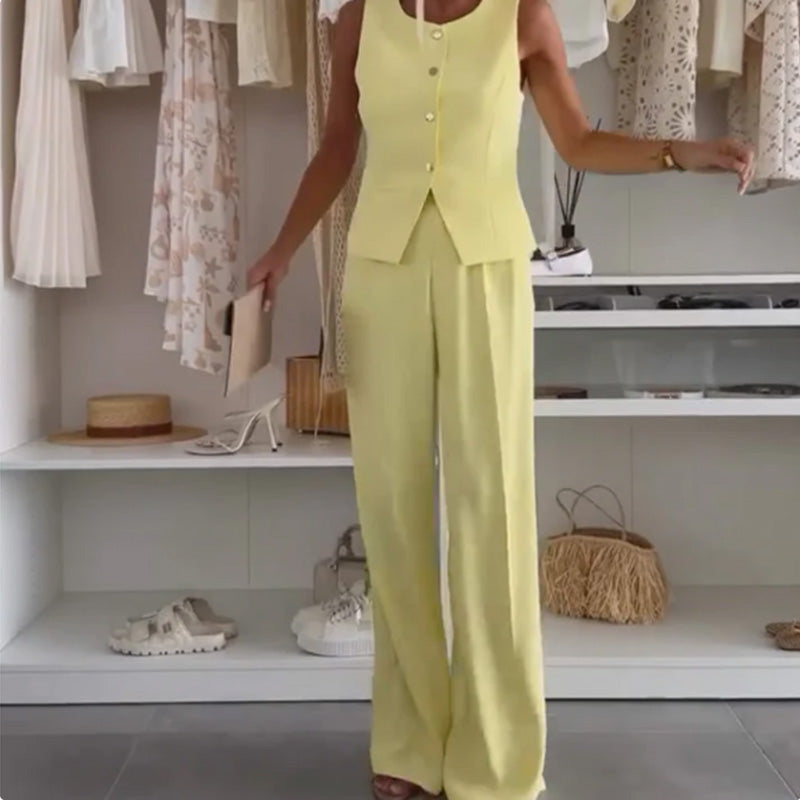 Top fără mâneci și pantaloni lungi pentru femei
