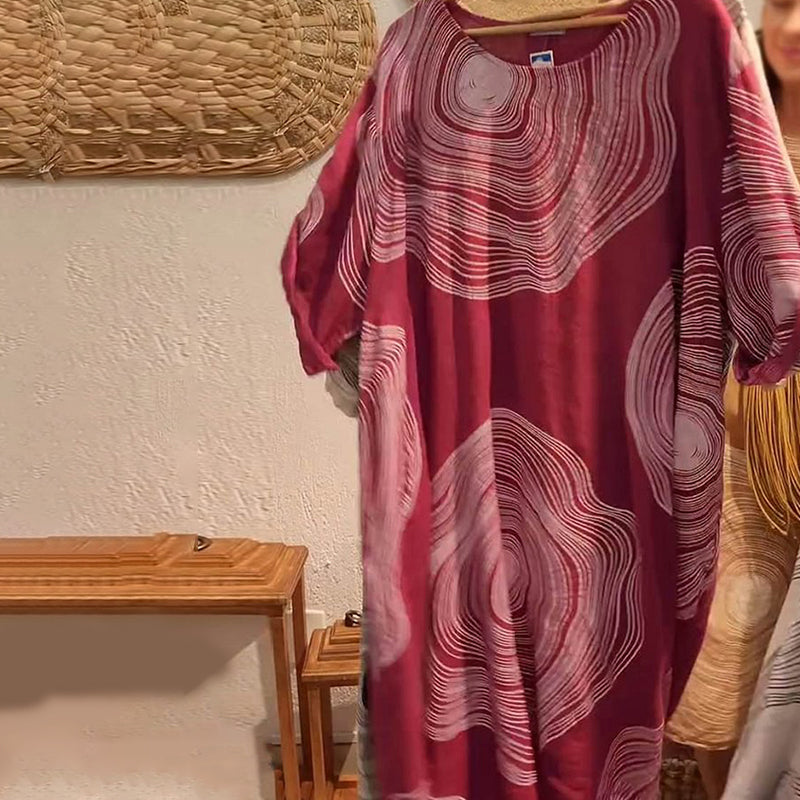 Damska sukienka z nadrukiem z dekoltem w szpic