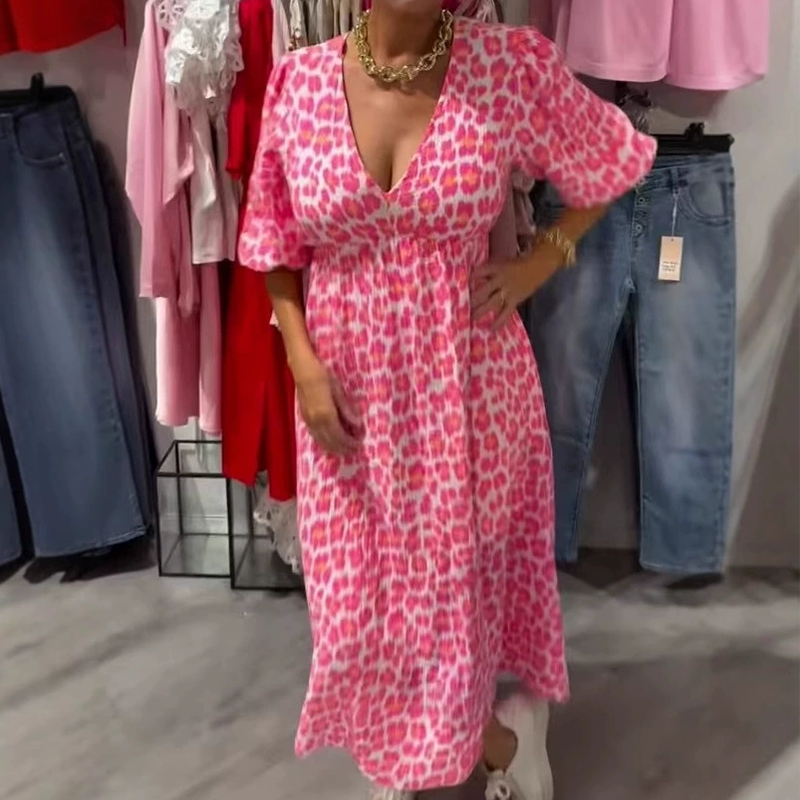 Rochie de damă cu imprimeu și decolteu în V