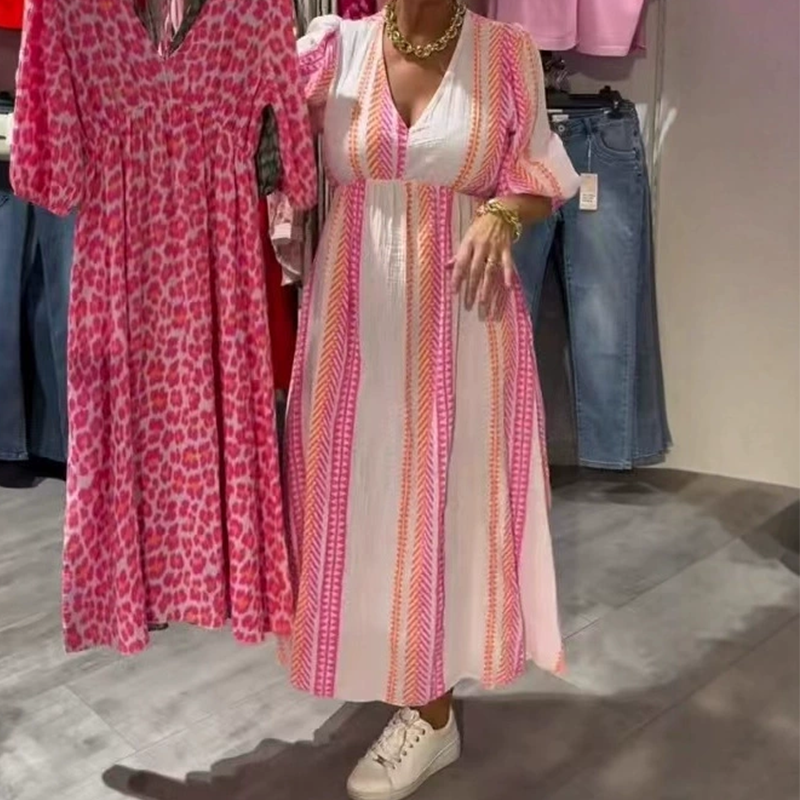 Rochie de damă cu imprimeu și decolteu în V