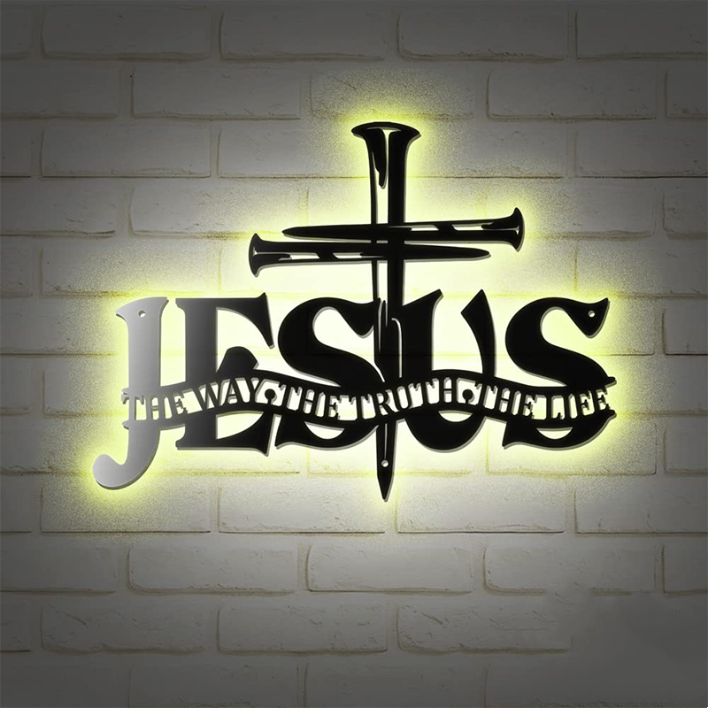 Metalowa dekoracja ścienna z krzyżem Jezus Prawda