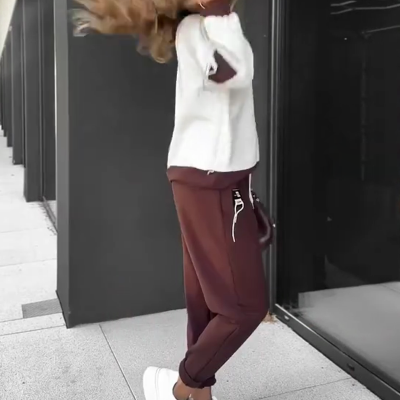 🍂 Zestaw z długim rękawem w kolorowych blokach i spodniami dresowymi