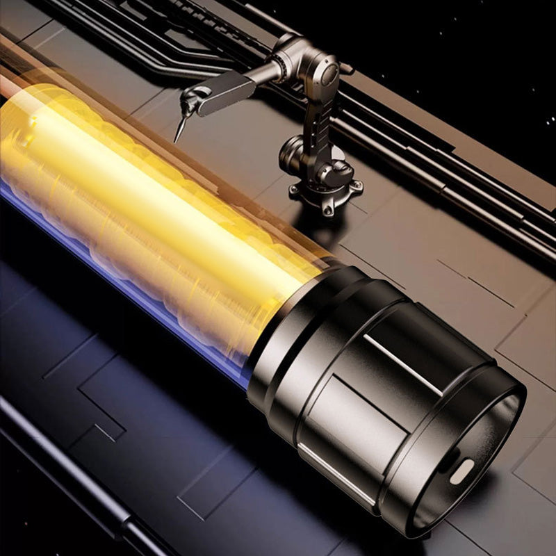 Latarka LED z silnym światłem i wysuwanym korpusem